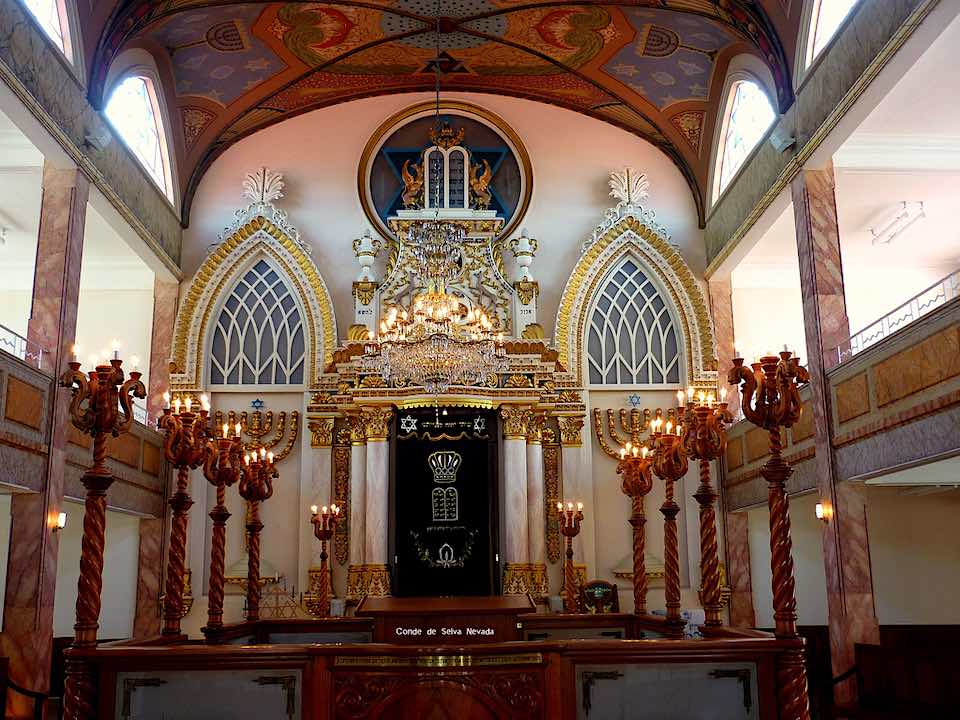 Synagogue-inside.jpg